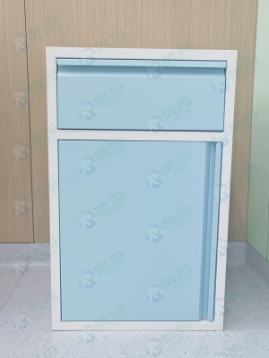 Медицинский прикроватный столик